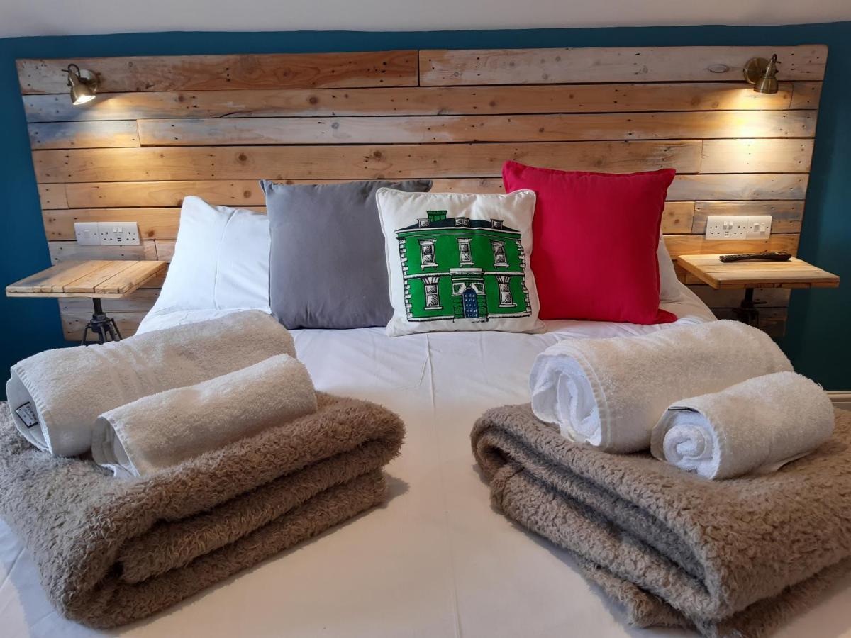 סטראוד Cotswold Aparthotel מראה חיצוני תמונה